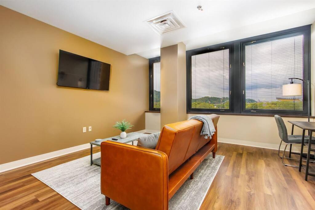 Sprawling Stadium Views Wonderful Location 24-7 Parking Gym Lounge Pittsburgh Kültér fotó