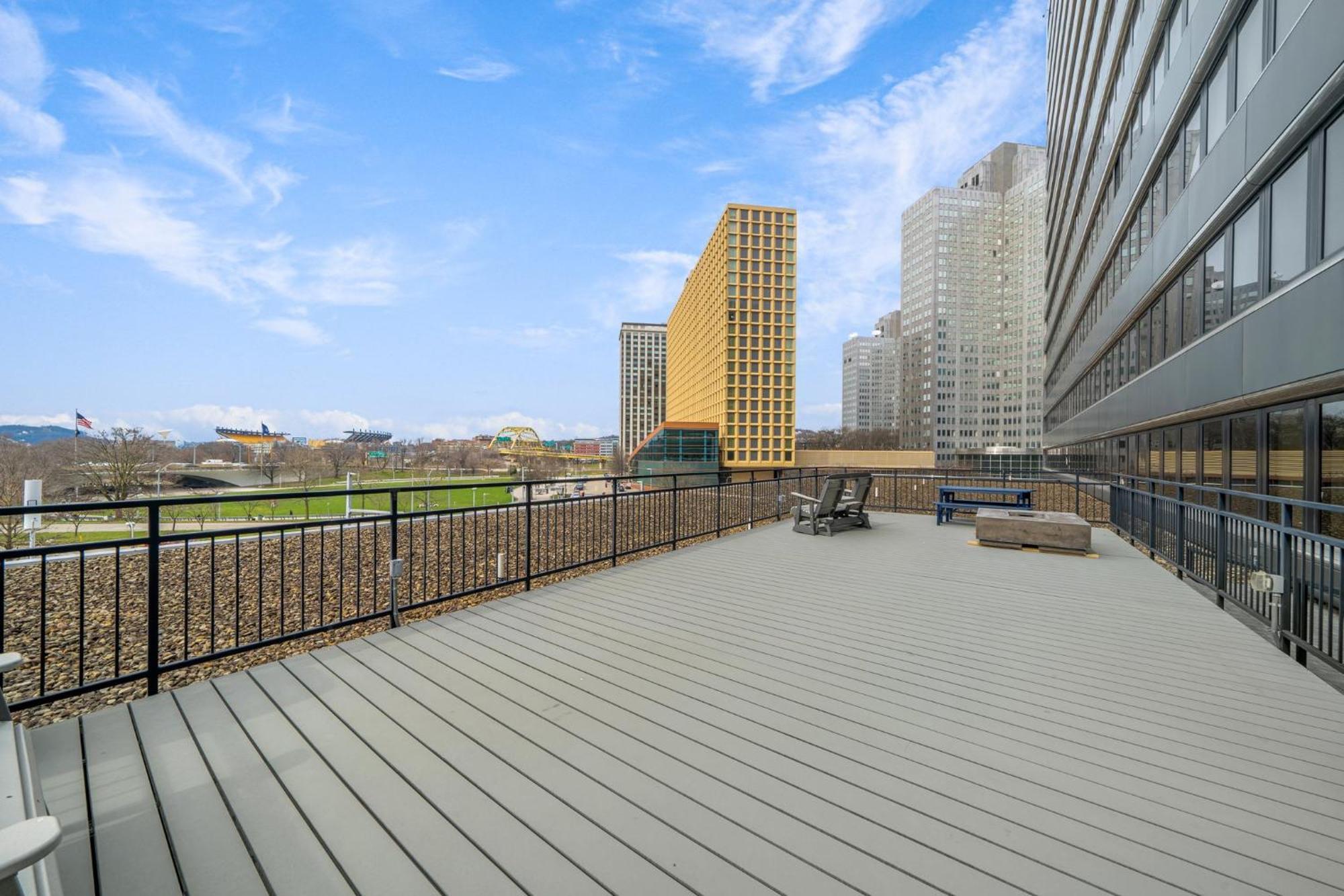 Sprawling Stadium Views Wonderful Location 24-7 Parking Gym Lounge Pittsburgh Kültér fotó